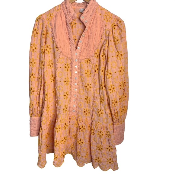 Roiii Dresses & Skirts - ROIII Small Peach Eyelet Lace Mini Dress Peach Boho Embroidery Stunning Dress